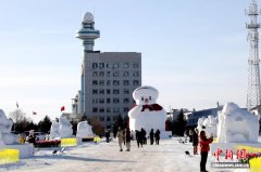 （新春走基层）黑龙江小城冰雪文化“火”热新春